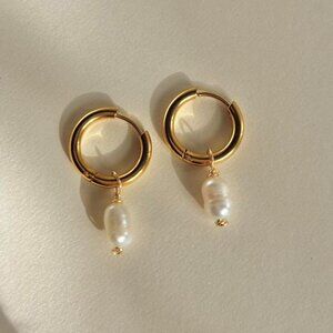 Genuine freshwater pearl earrings